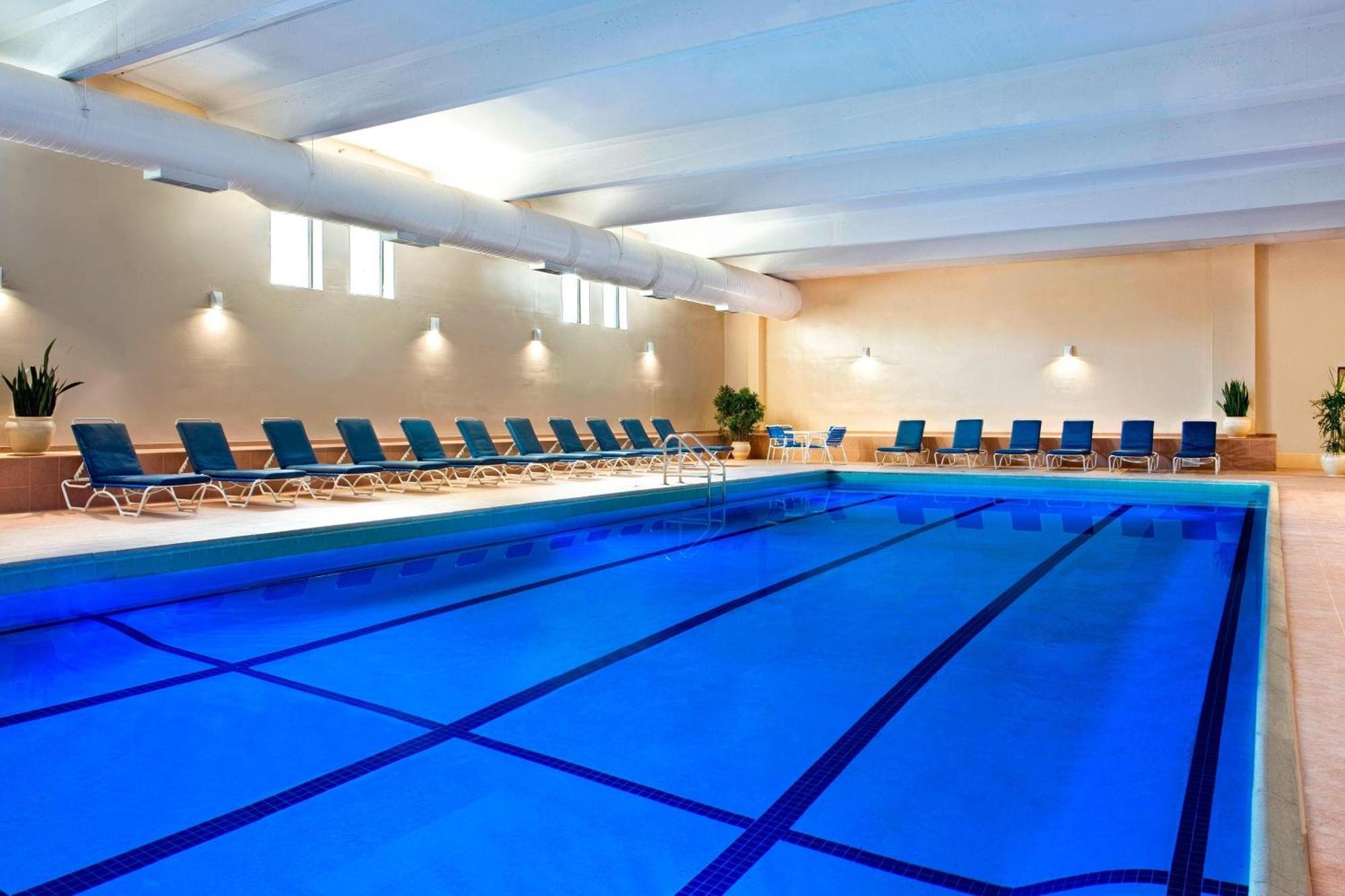 Sheraton Framingham Hotel & Conference Center מראה חיצוני תמונה