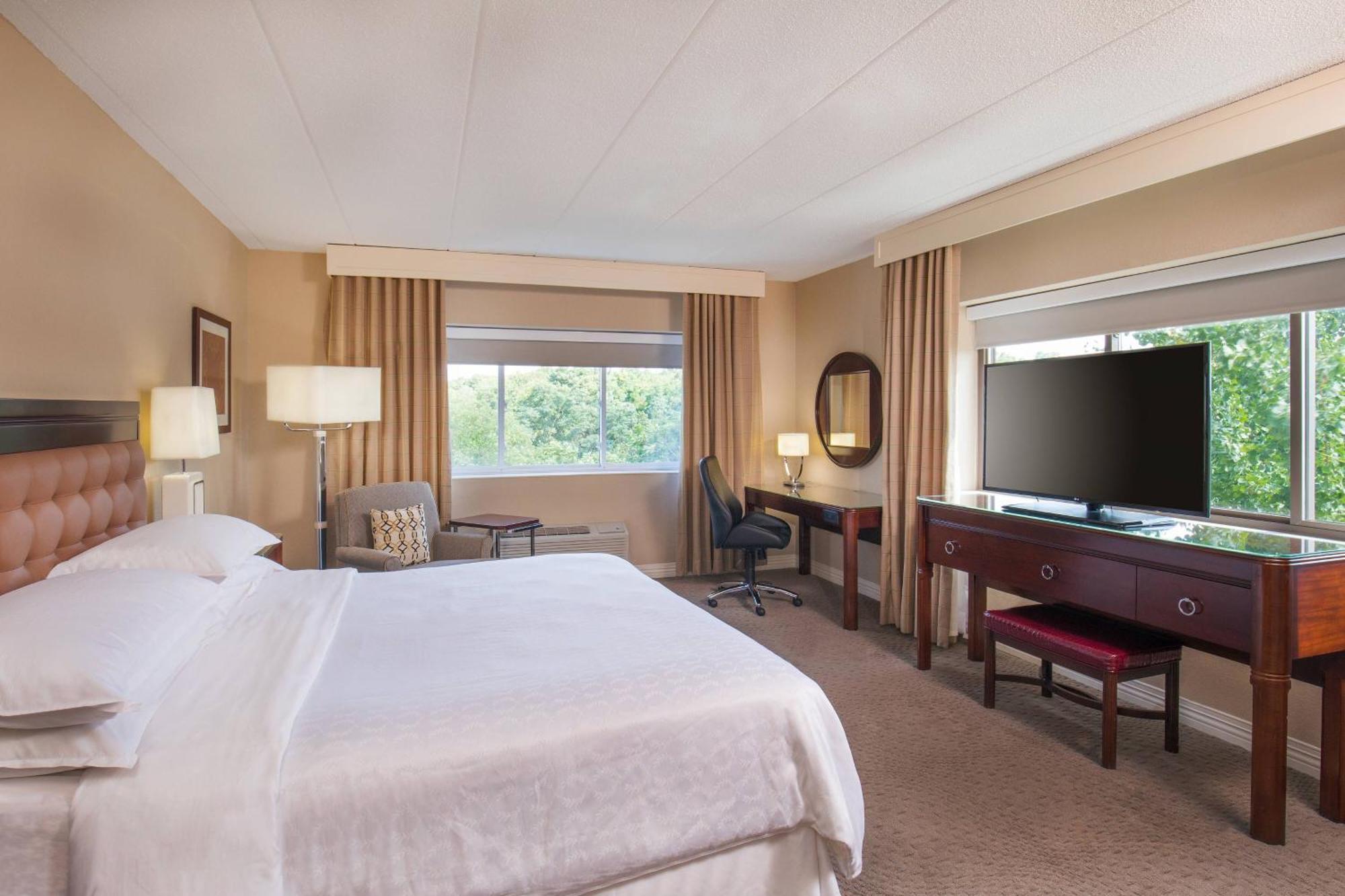 Sheraton Framingham Hotel & Conference Center מראה חיצוני תמונה